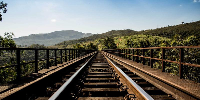 洛阳建材出海新机遇：解析本地优势产品与鑫发装饰的国际化之路